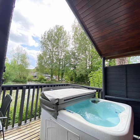 Otter 4 Hot Tub - Huntersmoon-Warminster-Bath-Salisbury Villa Exterior foto